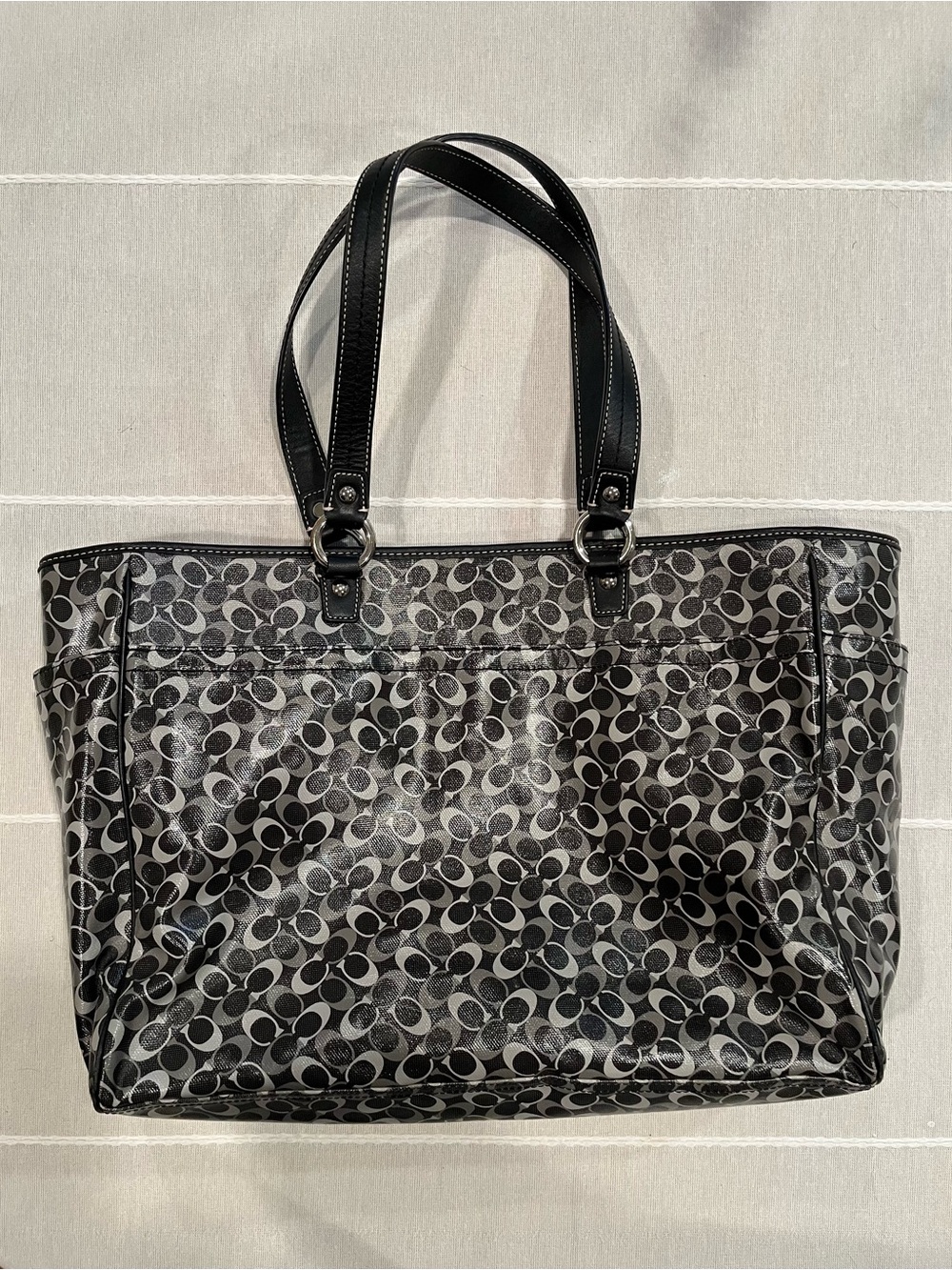 Coach Chelsea Black Grey Signature Coated Canvas Tote F17177 - Picture 2 of 15